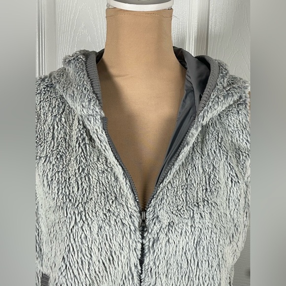 PATAGONIA Full Zip Sleeveless Fuzzy Fleece Women's Hooded Conejo Vest Size Small - Picture 6 of 11